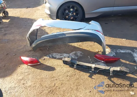 2017 Hyundai Elantra Value Edition из США, поврежденный, VIN KMHD84LF5HU247080